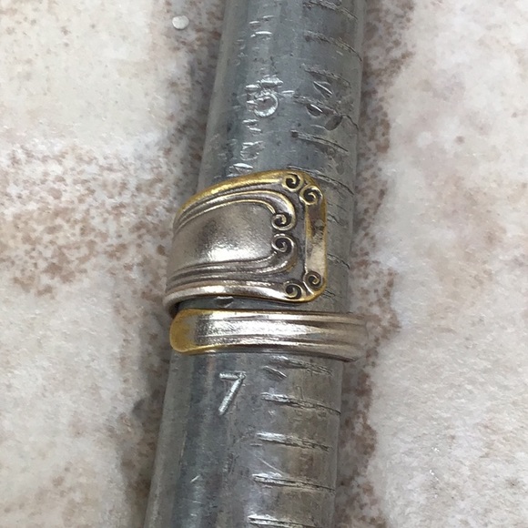 Silverware Ring made from a fork - Picture 6 of 9